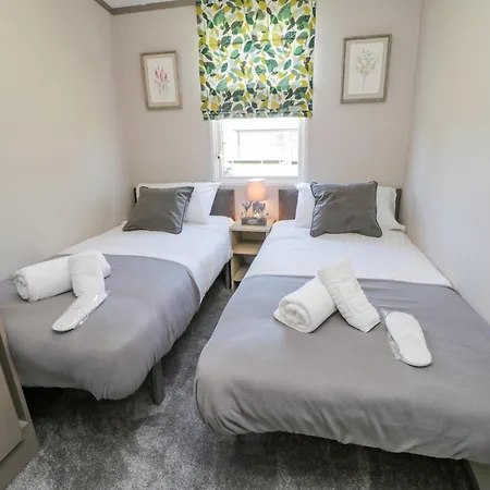 Jean's Place * Ganton