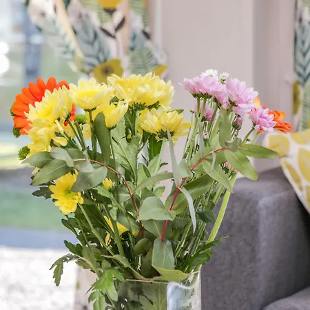 Jean's Place * Ganton