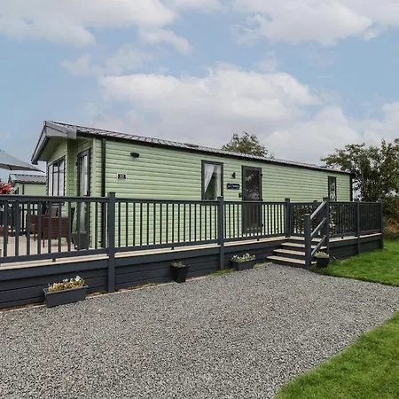 Jean's Place * Ganton